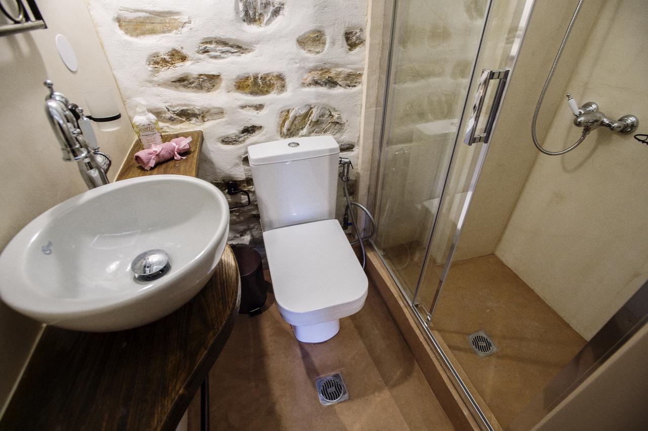 Thalia Traditional Guest House Promirion المظهر الخارجي الصورة