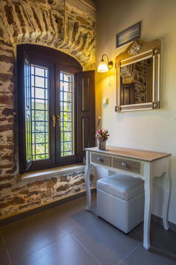 Thalia Traditional Guest House Promirion المظهر الخارجي الصورة