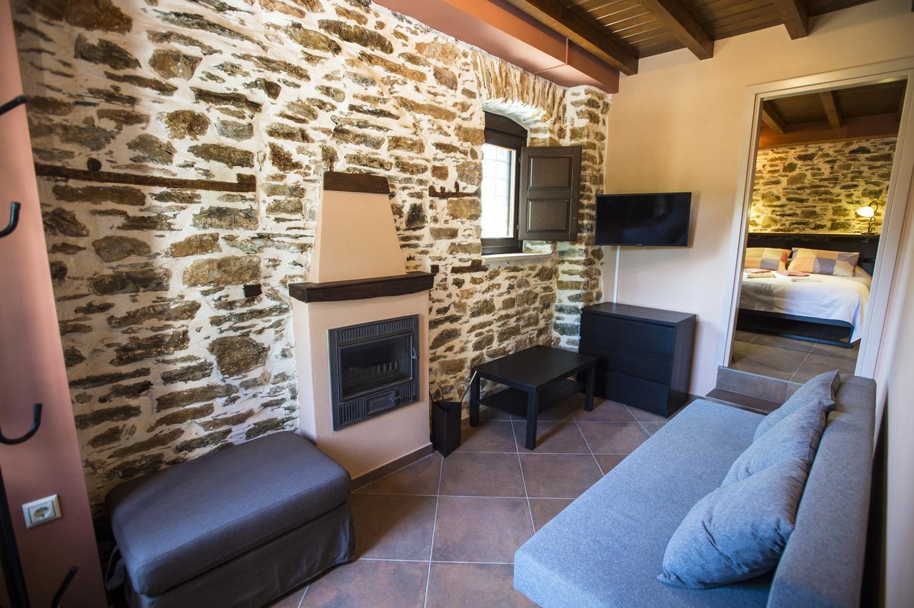 Thalia Traditional Guest House Promirion المظهر الخارجي الصورة