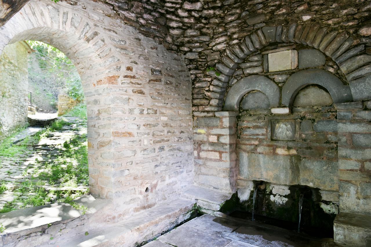 Thalia Traditional Guest House Promirion المظهر الخارجي الصورة