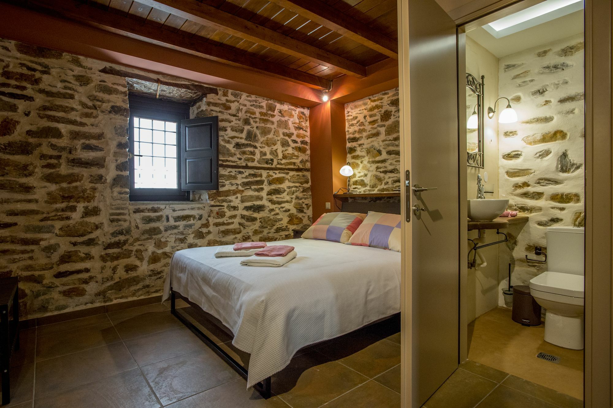 Thalia Traditional Guest House Promirion المظهر الخارجي الصورة